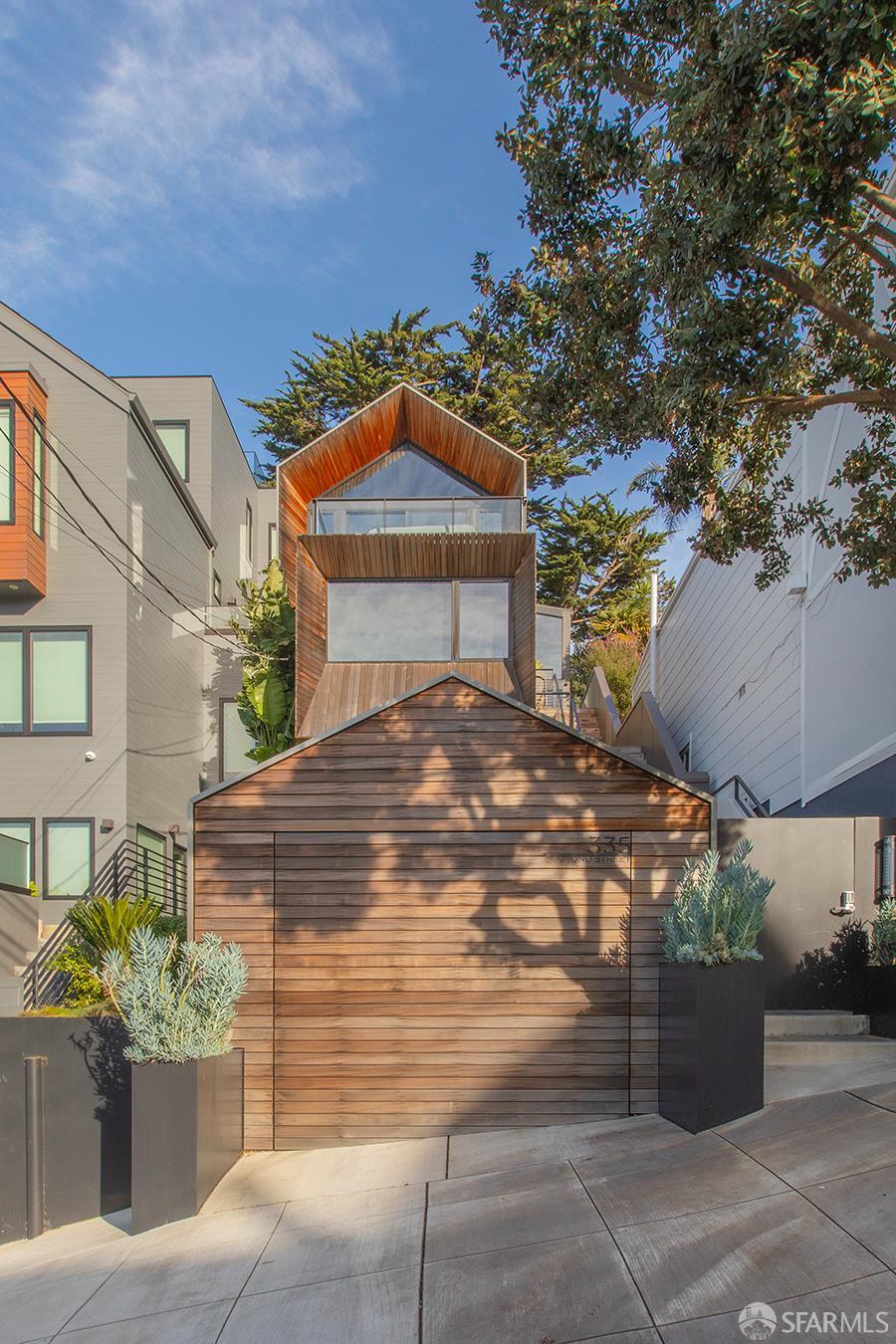 Detail Gallery Image 89 of 99 For 335 Diamond St, San Francisco,  CA 94114 - 2 Beds | 3 Baths