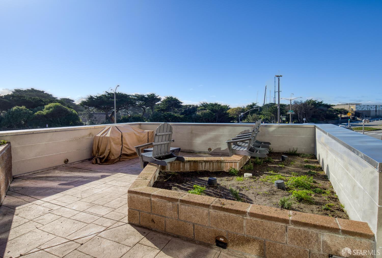 Detail Gallery Image 39 of 83 For 3535 Wawona St, San Francisco,  CA 94116 - – Beds | – Baths