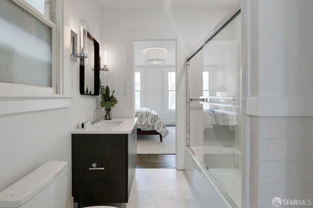 Photo #19: 426105983 Listing: Photo #19