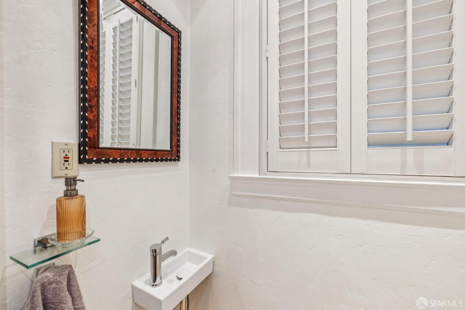 Detail Gallery Image 23 of 59 For 1262 Sacramento St, San Francisco,  CA 94108 - – Beds | – Baths