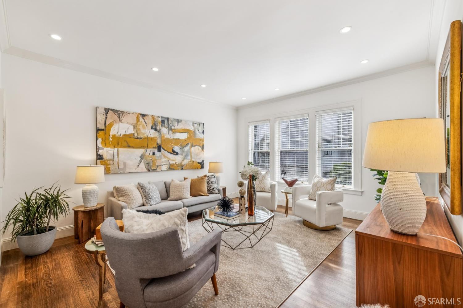 Detail Gallery Image 2 of 59 For 1262 Sacramento St, San Francisco,  CA 94108 - – Beds | – Baths