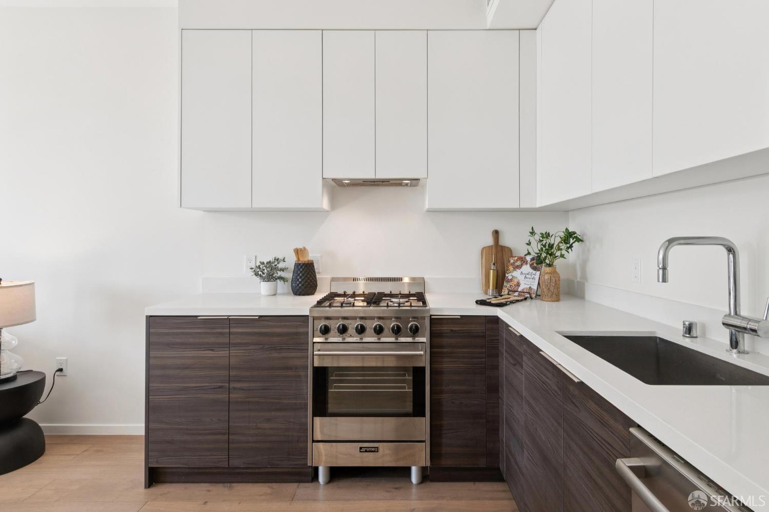 Detail Gallery Image 7 of 30 For 1433 Bush St #504,  San Francisco,  CA 94109 - 1 Beds | 1 Baths