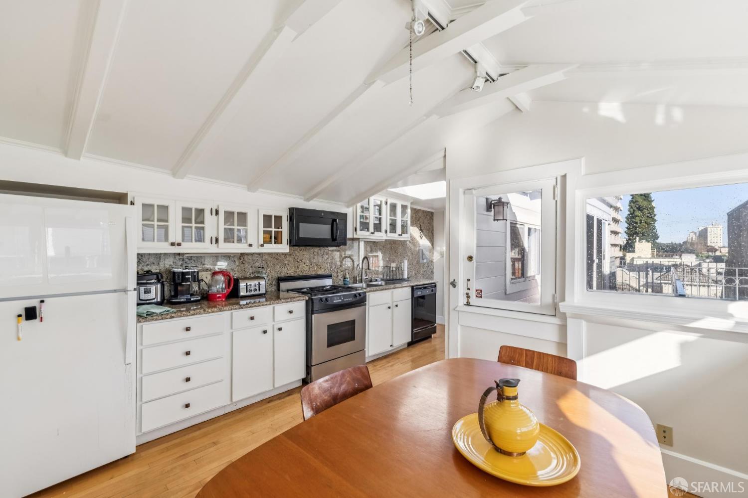 Detail Gallery Image 47 of 59 For 1262 Sacramento St, San Francisco,  CA 94108 - – Beds | – Baths