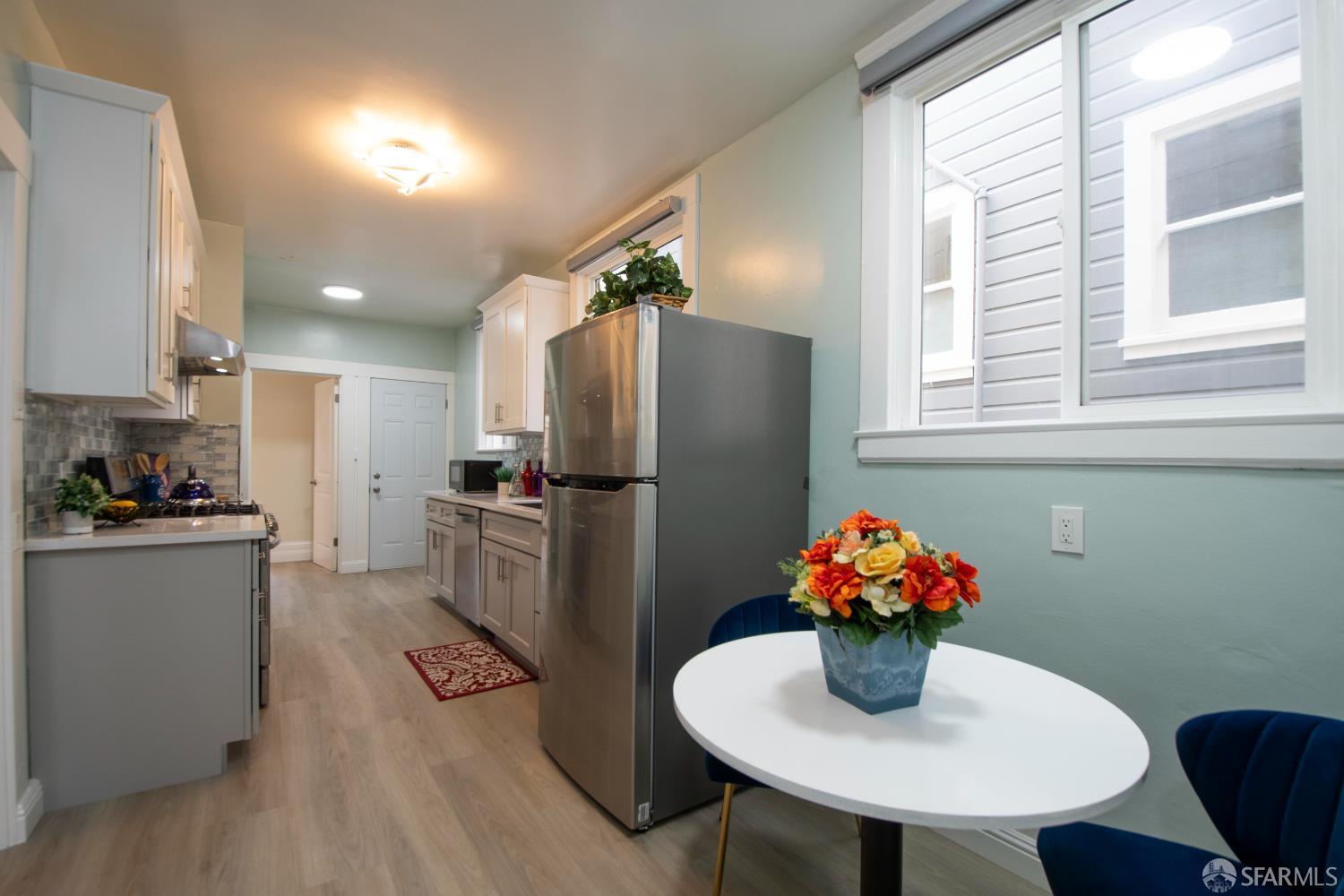 Detail Gallery Image 13 of 37 For 1484 18th Ave, San Francisco,  CA 94127 - 2 Beds | 1 Baths