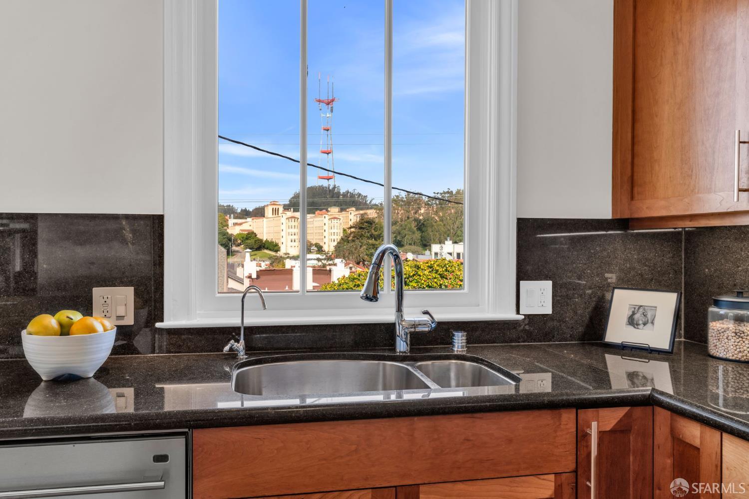 Detail Gallery Image 22 of 61 For 148 Idora Ave, San Francisco,  CA 94127 - 3 Beds | 3 Baths