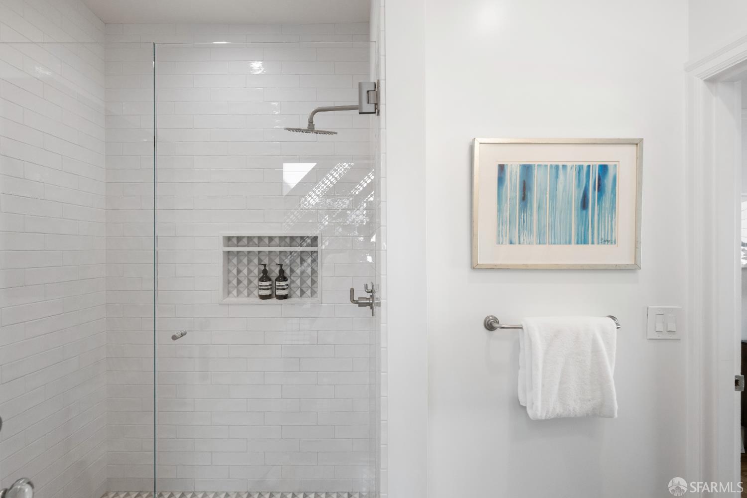 Photo #11: 426106492 Listing: Photo #11