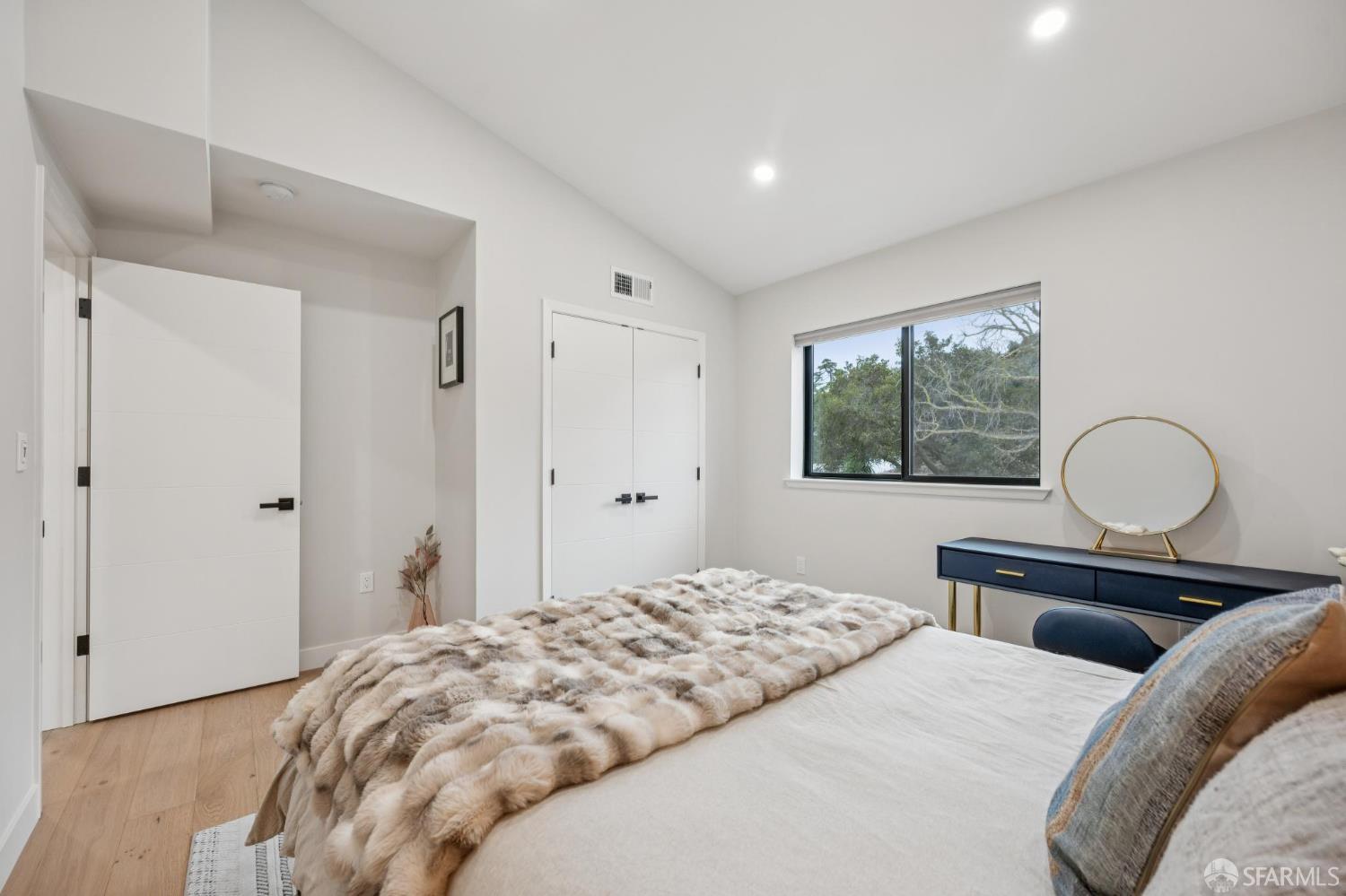 Detail Gallery Image 54 of 99 For 754 Cordilleras Ave, San Carlos,  CA 94070 - 4 Beds | 3 Baths