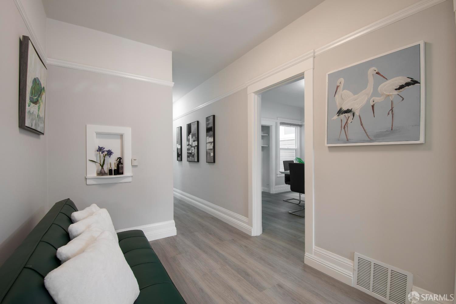 Detail Gallery Image 2 of 37 For 1484 18th Ave, San Francisco,  CA 94127 - 2 Beds | 1 Baths