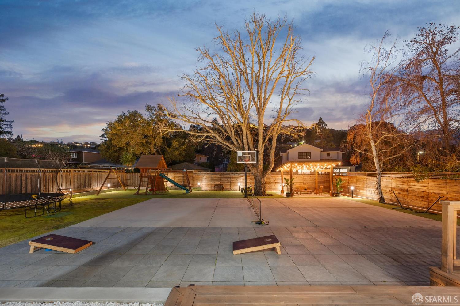 Detail Gallery Image 5 of 99 For 754 Cordilleras Ave, San Carlos,  CA 94070 - 4 Beds | 3 Baths