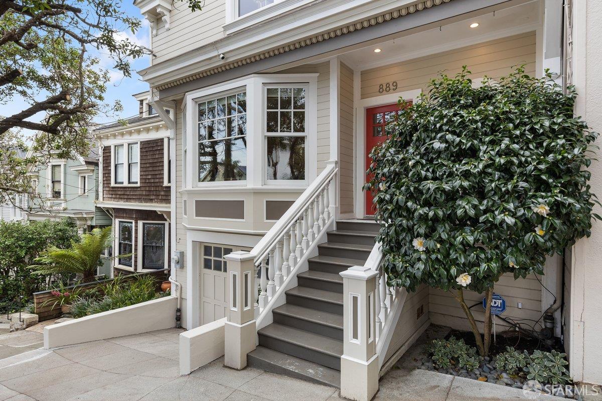 Detail Gallery Image 68 of 85 For 889 Elizabeth St, San Francisco,  CA 94114 - 4 Beds | 3/1 Baths