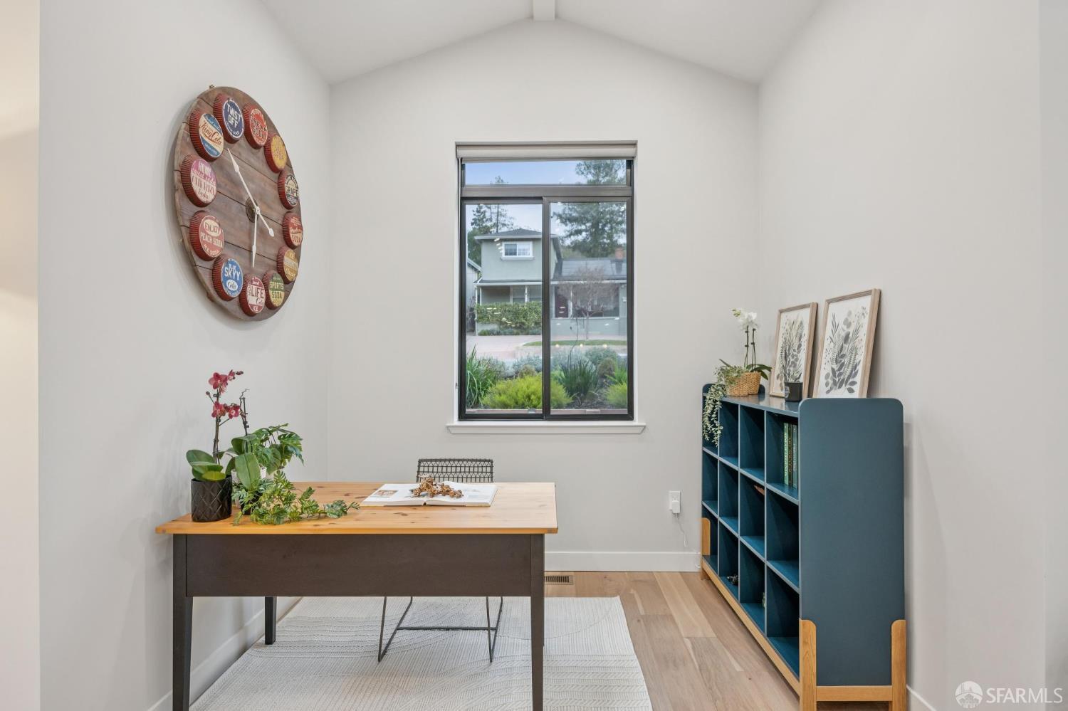 Detail Gallery Image 21 of 99 For 754 Cordilleras Ave, San Carlos,  CA 94070 - 4 Beds | 3 Baths