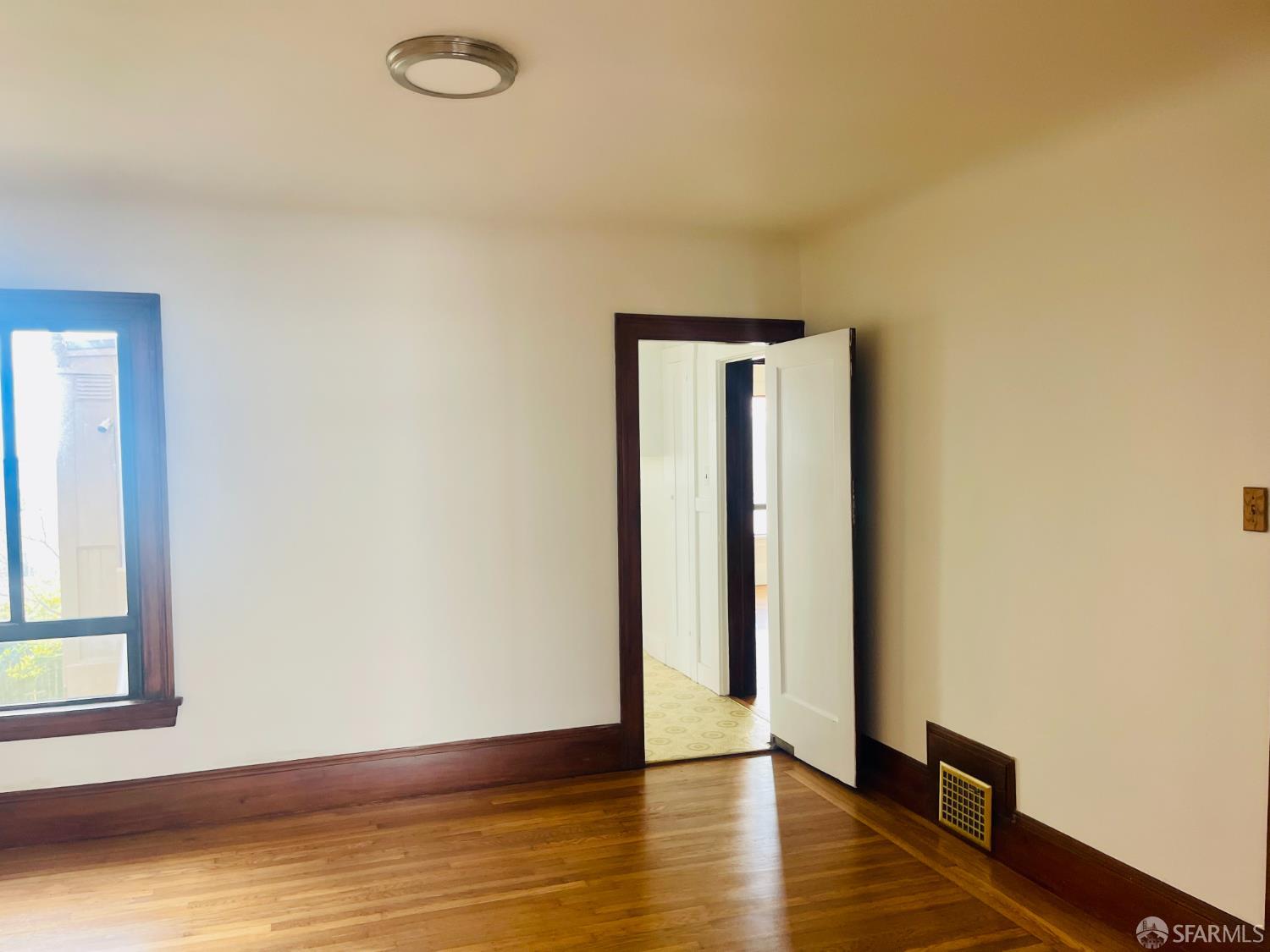 Detail Gallery Image 7 of 23 For 731 43rd Ave, San Francisco,  CA 94121 - 3 Beds | 2 Baths