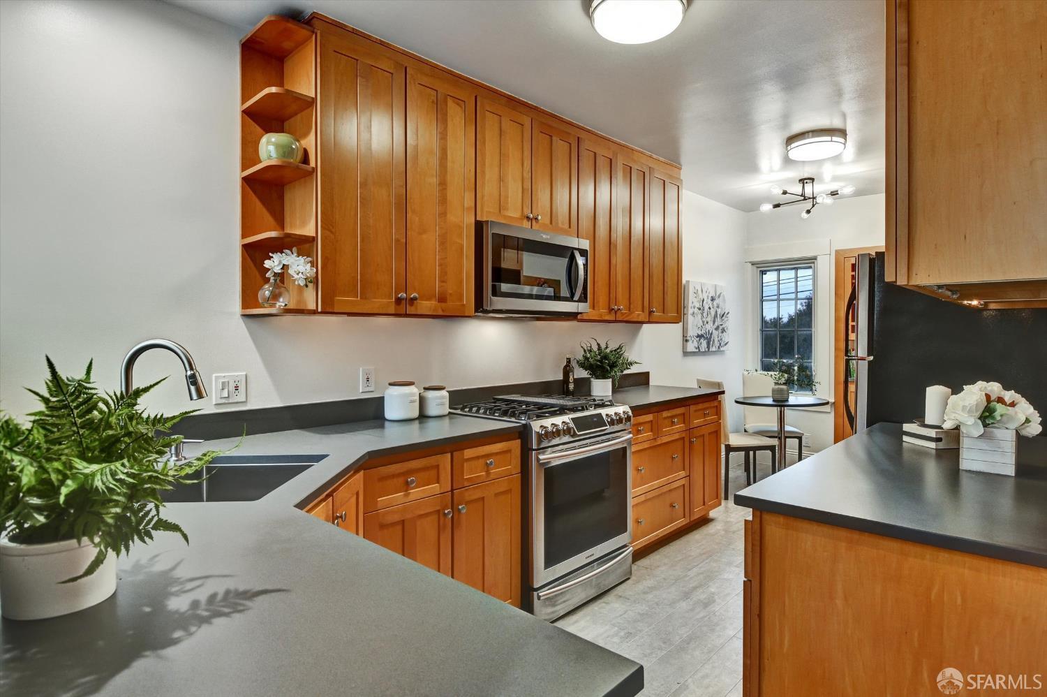 Detail Gallery Image 24 of 59 For 2306 25th Ave, San Francisco,  CA 94116 - 3 Beds | 2 Baths