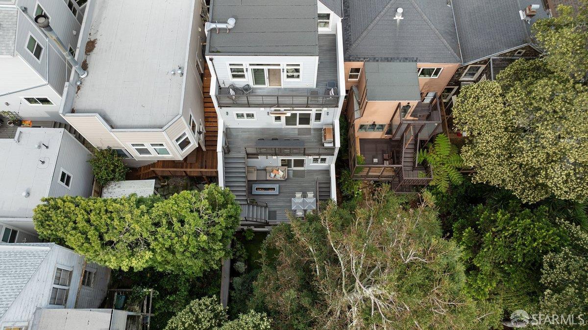 Detail Gallery Image 71 of 85 For 889 Elizabeth St, San Francisco,  CA 94114 - 4 Beds | 3/1 Baths