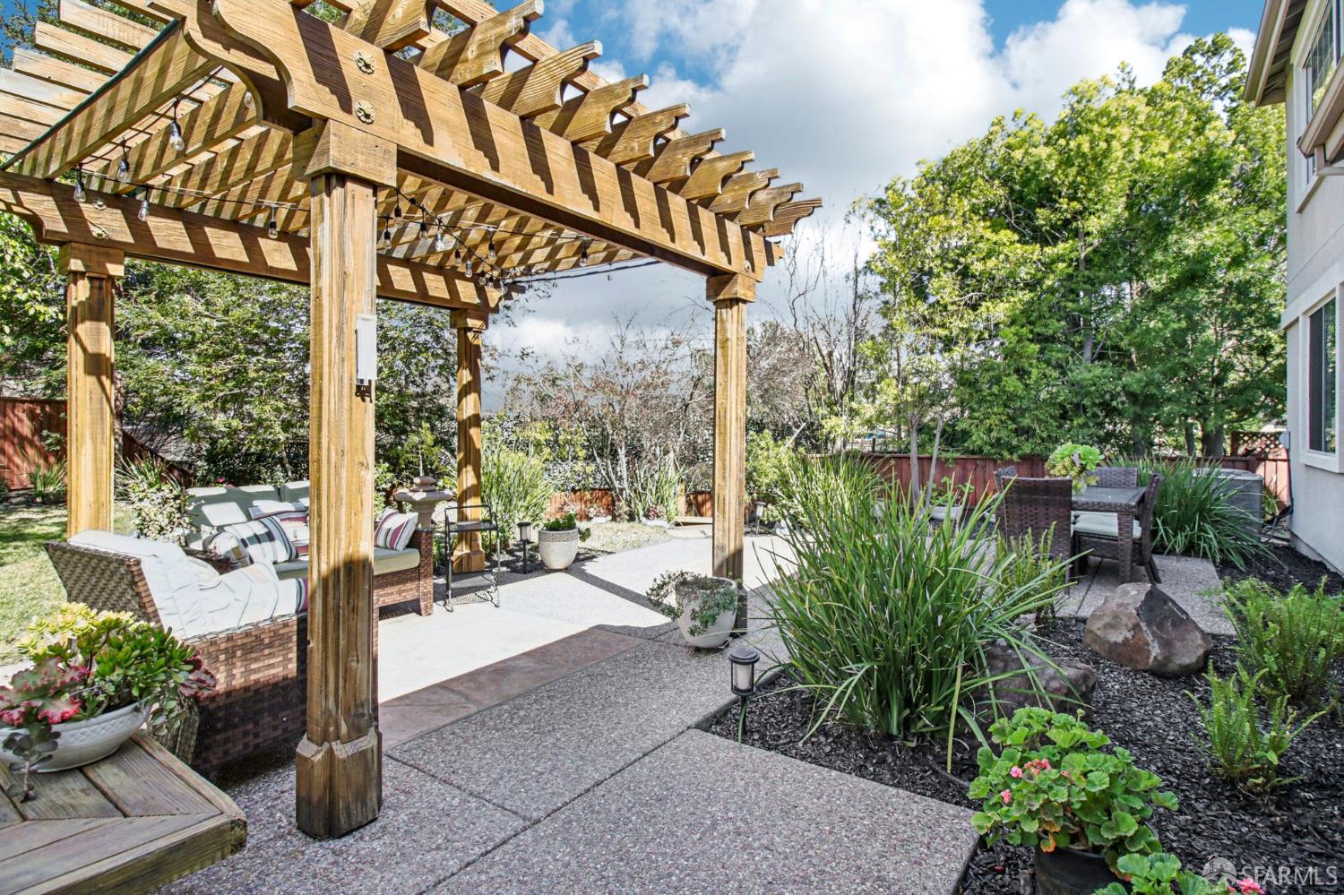 Detail Gallery Image 33 of 44 For 1124 Andrew Ln, Walnut Creek,  CA 94597 - 4 Beds | 3 Baths