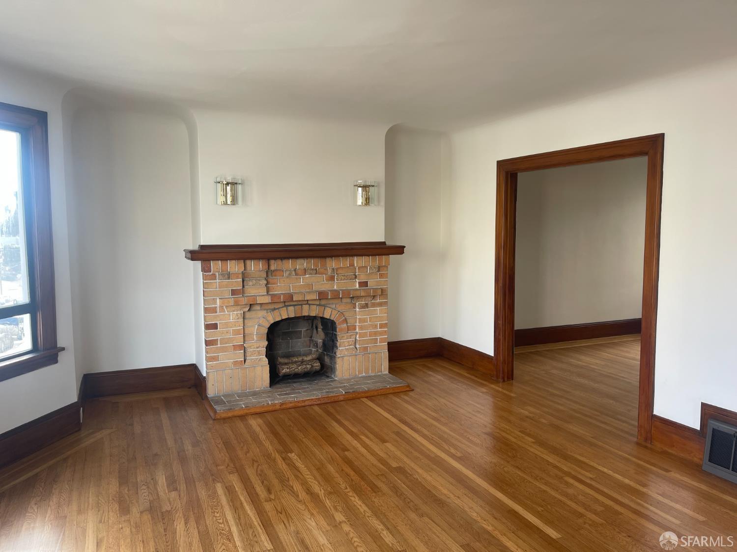 Detail Gallery Image 3 of 23 For 731 43rd Ave, San Francisco,  CA 94121 - 3 Beds | 2 Baths