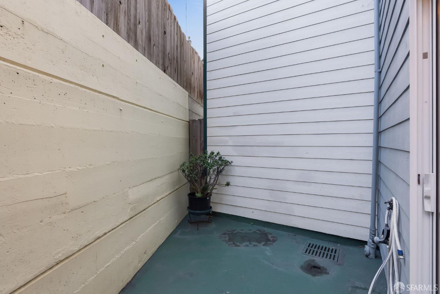 Detail Gallery Image 38 of 51 For 88 Glen Ct, San Francisco,  CA 94112 - 4 Beds | 2 Baths