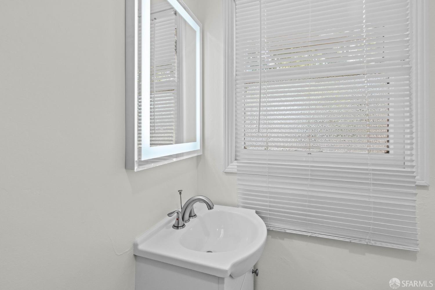 Detail Gallery Image 21 of 35 For 196 N 9th St, San Jose,  CA 95112 - – Beds | – Baths