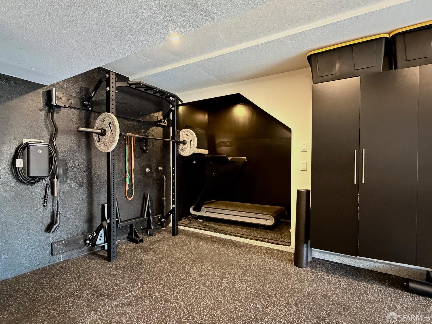 Detail Gallery Image 40 of 44 For 618 Sanchez St, San Francisco,  CA 94114 - 2 Beds | 2/1 Baths