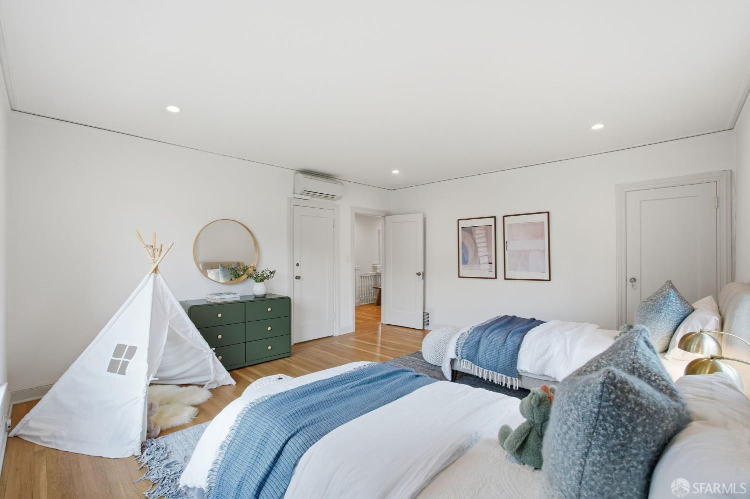 214 Santa Clara Avenue, San Francisco, CA, 94127