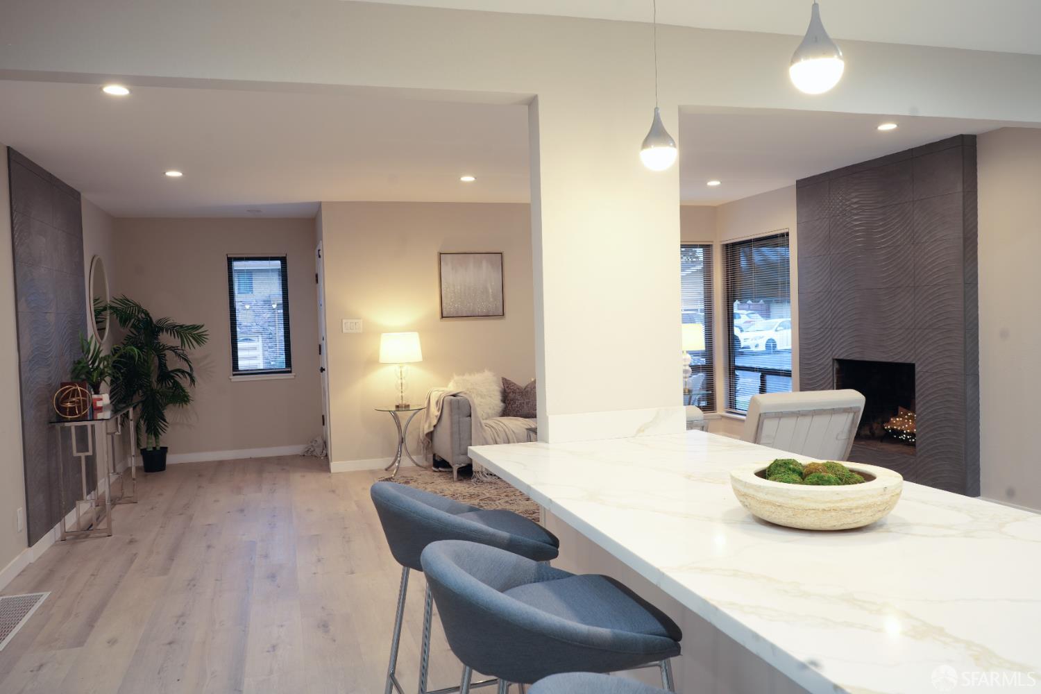 Detail Gallery Image 12 of 49 For 340 Alta Mesa Dr, South San Francisco,  CA 94080 - 4 Beds | 3 Baths