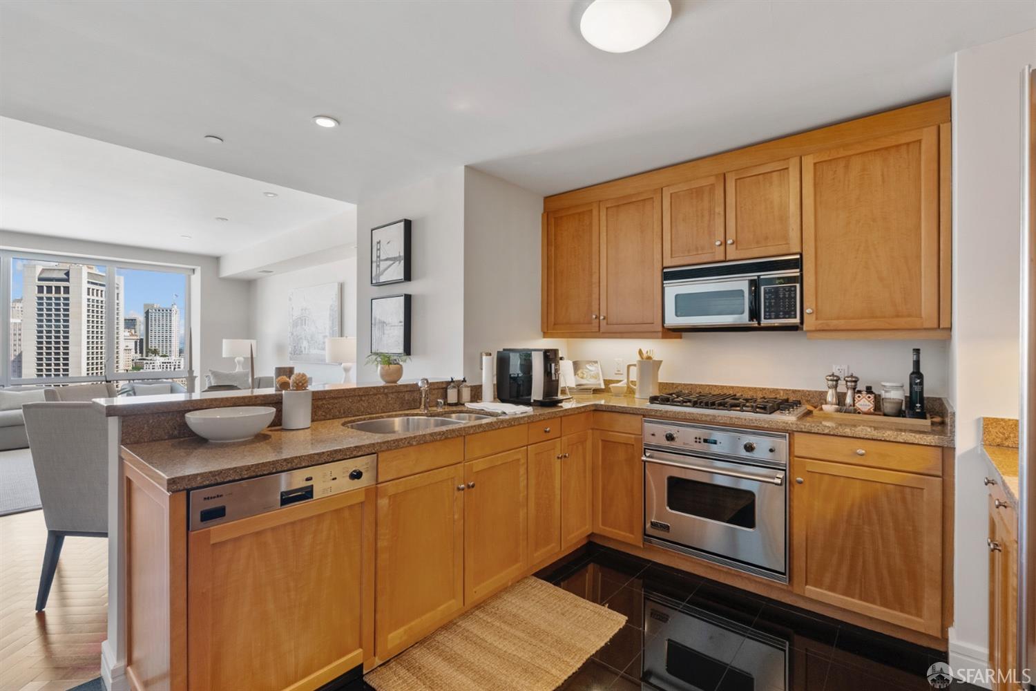 Detail Gallery Image 10 of 42 For 765 Market St 34e,  San Francisco,  CA 94103 - 2 Beds | 2/1 Baths