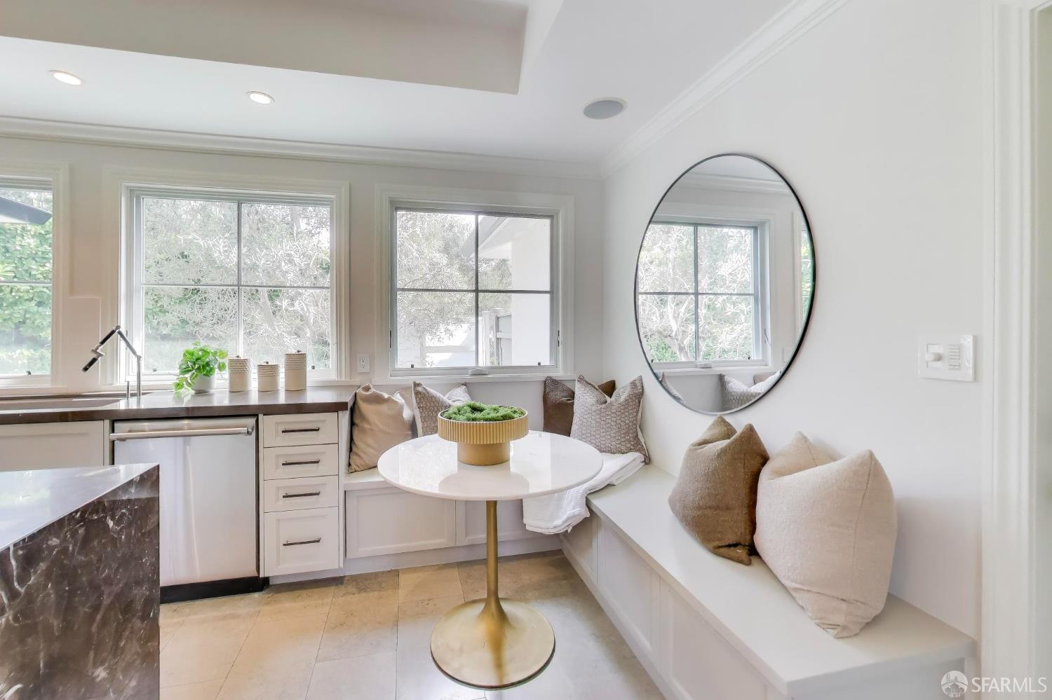 Detail Gallery Image 13 of 57 For 85 Rittenhouse Ave, Atherton,  CA 94027 - 5 Beds | 3/1 Baths