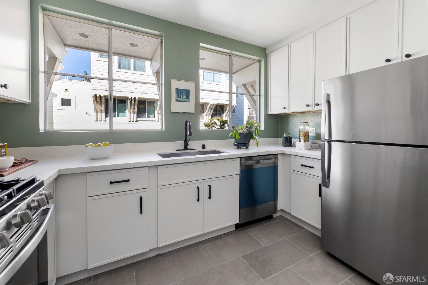 Detail Gallery Image 12 of 29 For 1326 Scott St #32,  San Francisco,  CA 94115 - 3 Beds | 2 Baths