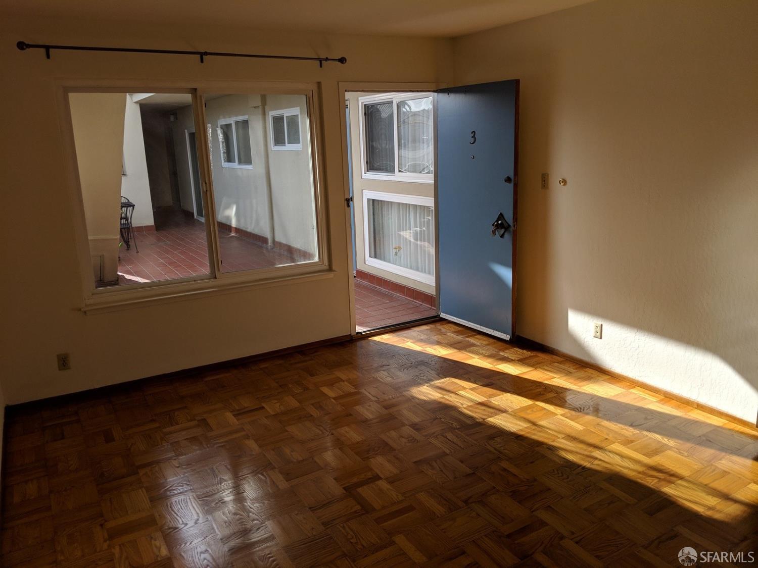 Detail Gallery Image 10 of 10 For 246 28th St, San Francisco,  CA 94131 - – Beds | – Baths