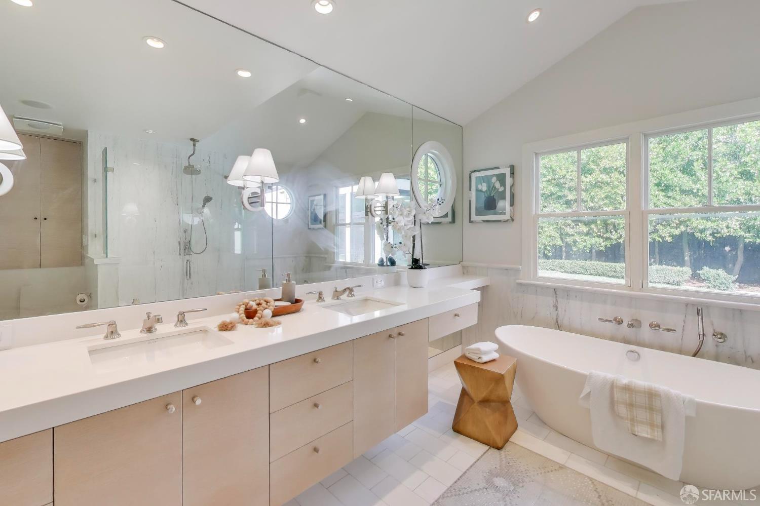 Detail Gallery Image 21 of 57 For 85 Rittenhouse Ave, Atherton,  CA 94027 - 5 Beds | 3/1 Baths