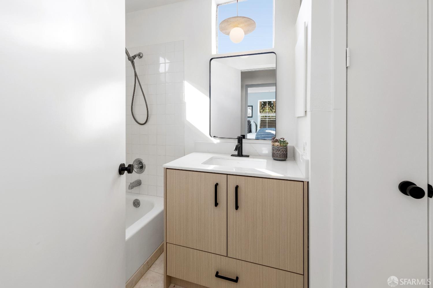 Detail Gallery Image 18 of 29 For 1326 Scott St #32,  San Francisco,  CA 94115 - 3 Beds | 2 Baths