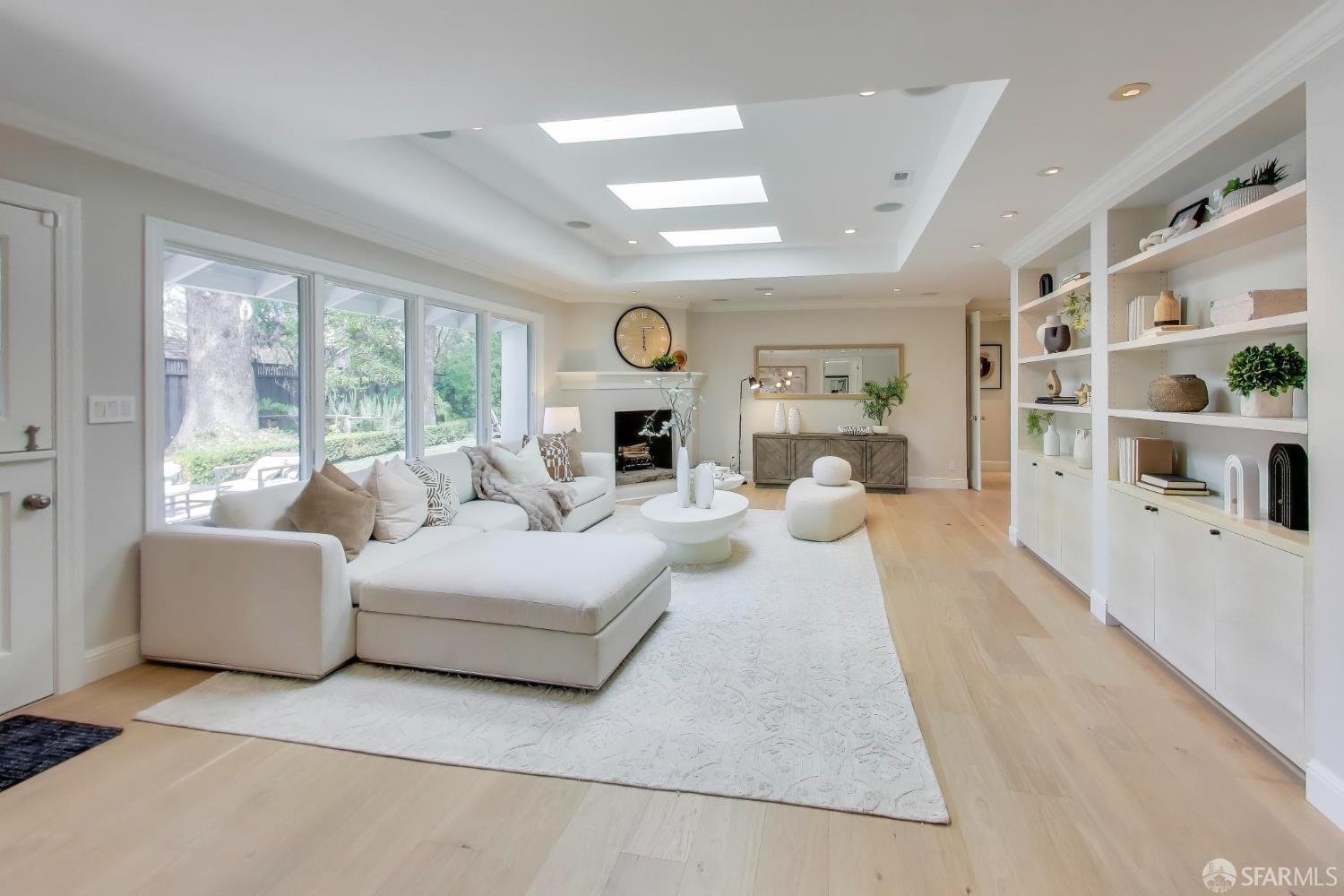 Detail Gallery Image 7 of 57 For 85 Rittenhouse Ave, Atherton,  CA 94027 - 5 Beds | 3/1 Baths