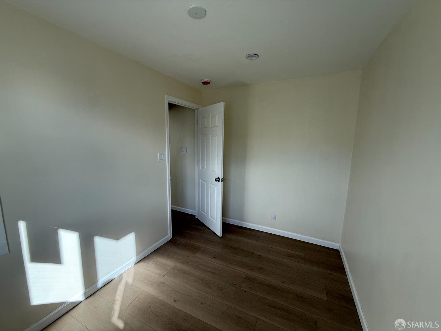 Detail Gallery Image 17 of 17 For 258 Dorland St #2,  San Francisco,  CA 94114 - 3 Beds | 2 Baths