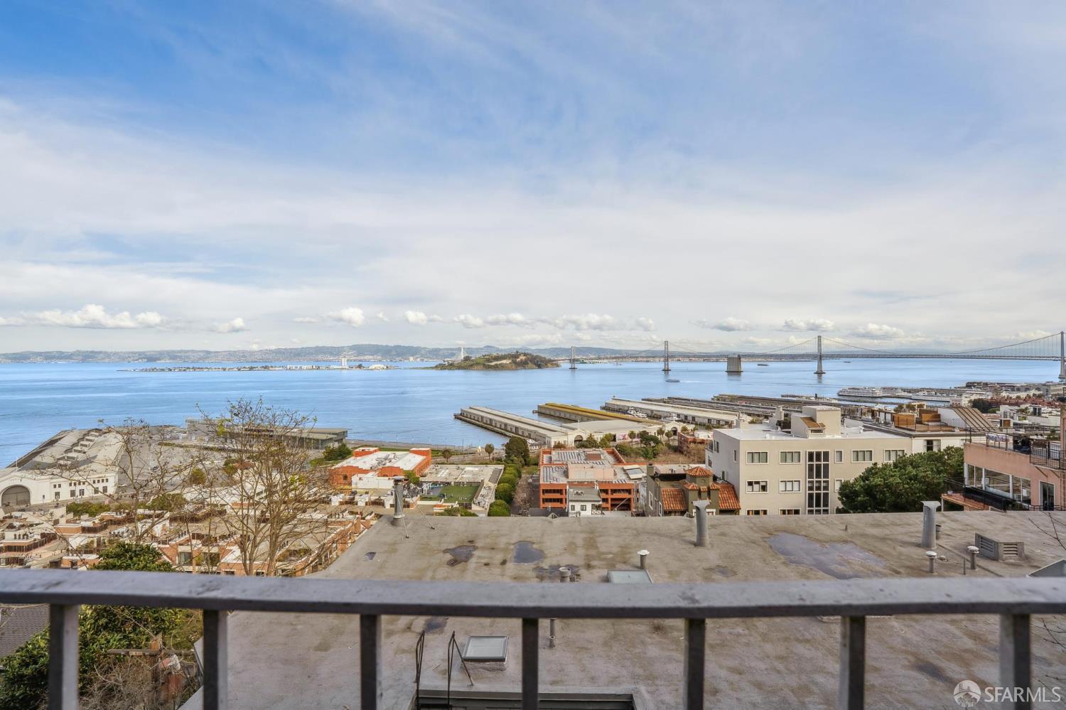 Detail Gallery Image 34 of 47 For 333 Greenwich St #3,  San Francisco,  CA 94133 - 2 Beds | 2 Baths