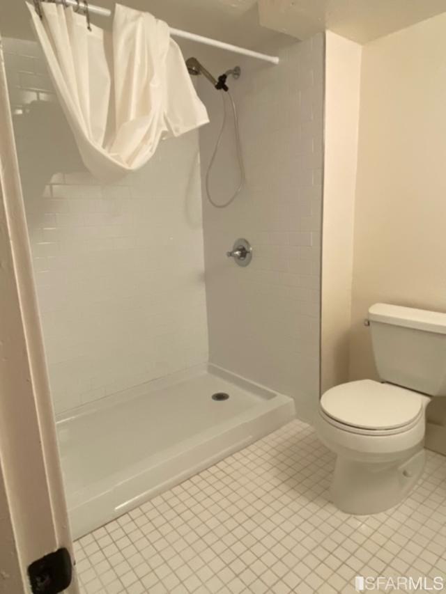 Detail Gallery Image 15 of 32 For 1029 Willow St, Oakland,  CA 94607 - 2 Beds | 1/1 Baths