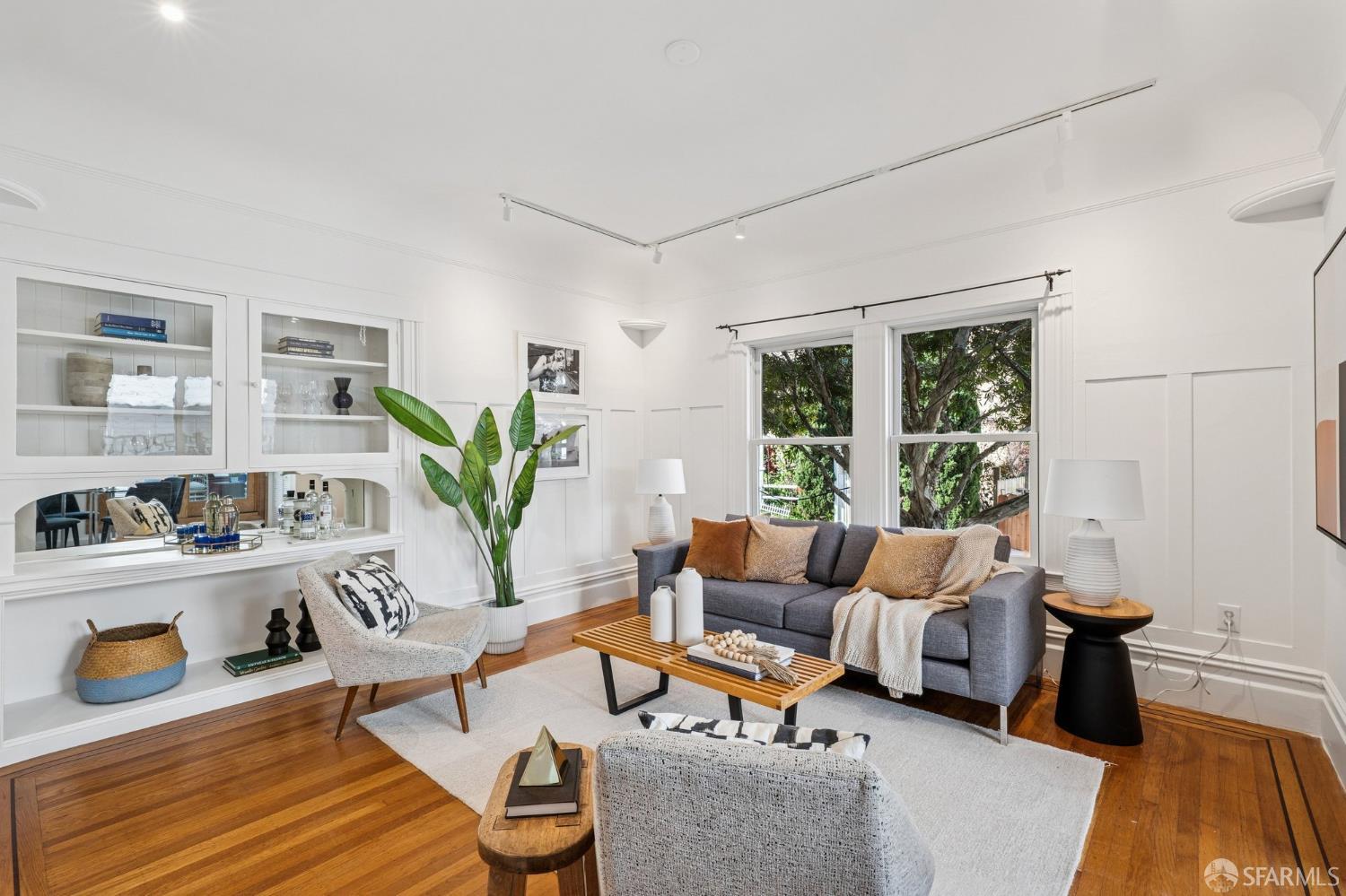 Detail Gallery Image 7 of 66 For 98 Caselli Ave, San Francisco,  CA 94114 - 3 Beds | 1/1 Baths