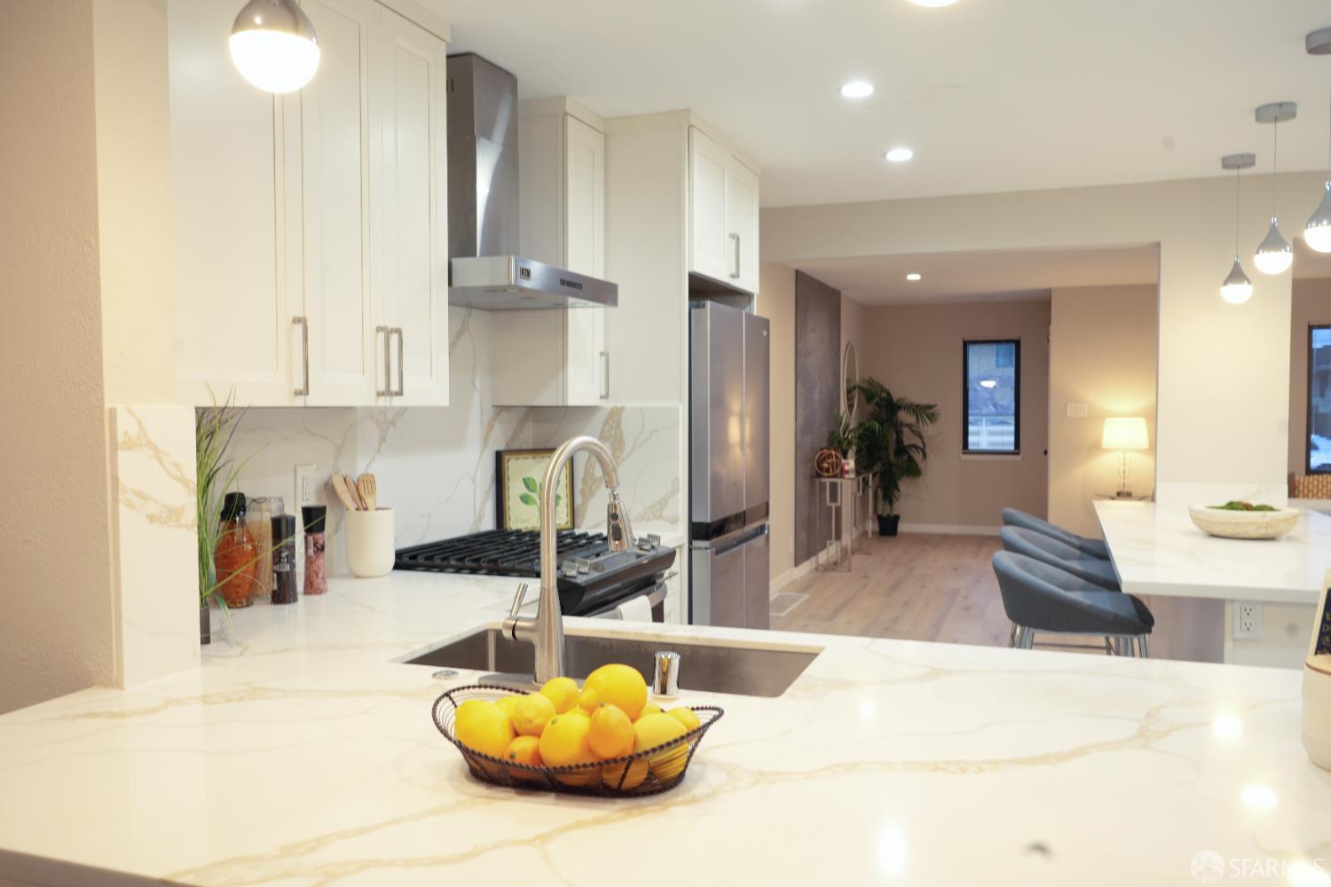 Detail Gallery Image 18 of 49 For 340 Alta Mesa Dr, South San Francisco,  CA 94080 - 4 Beds | 3 Baths