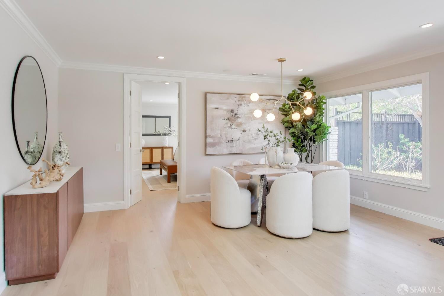 Detail Gallery Image 10 of 57 For 85 Rittenhouse Ave, Atherton,  CA 94027 - 5 Beds | 3/1 Baths