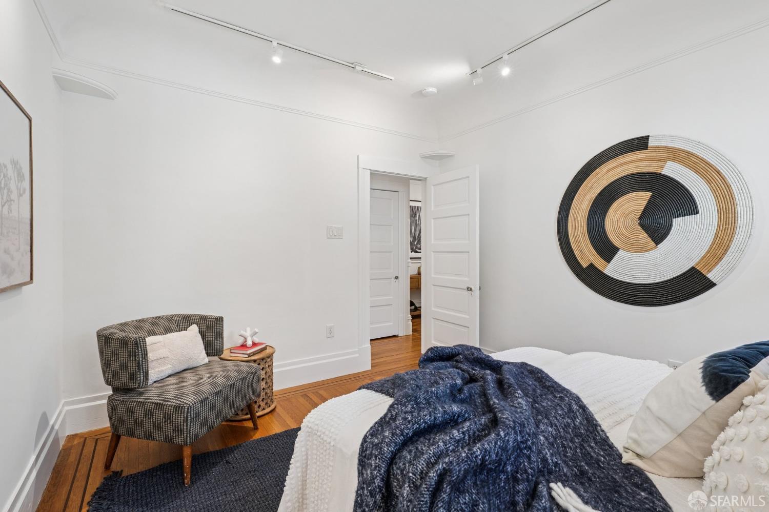 Detail Gallery Image 28 of 66 For 98 Caselli Ave, San Francisco,  CA 94114 - 3 Beds | 1/1 Baths