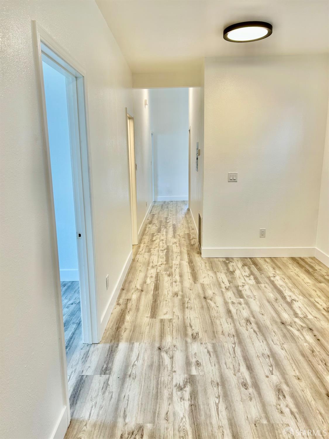 Detail Gallery Image 11 of 14 For 874 21st St, Oakland,  CA 94607 - 3 Beds | 1 Baths