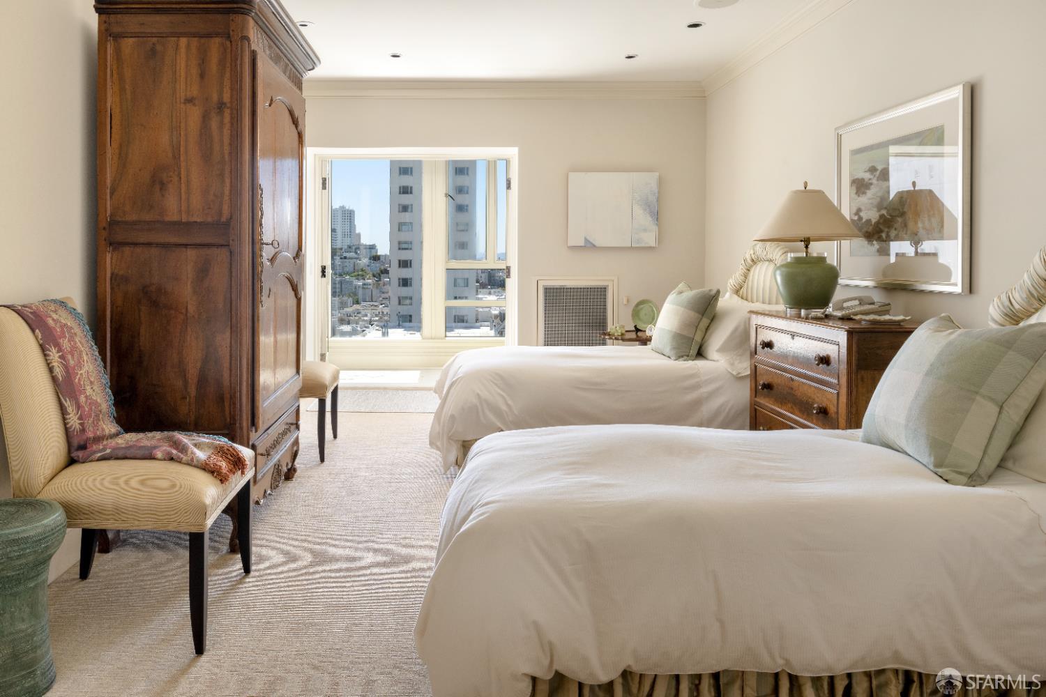 Detail Gallery Image 25 of 30 For 1100 Union St #1000,  San Francisco,  CA 94109 - 4 Beds | 4/2 Baths