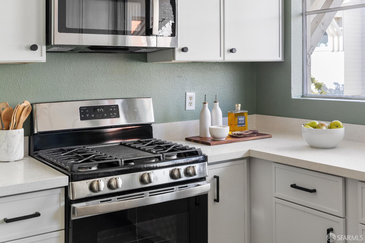 Detail Gallery Image 11 of 29 For 1326 Scott St #32,  San Francisco,  CA 94115 - 3 Beds | 2 Baths