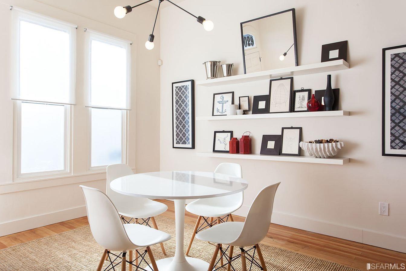 Detail Gallery Image 3 of 32 For 1029 Willow St, Oakland,  CA 94607 - 2 Beds | 1/1 Baths