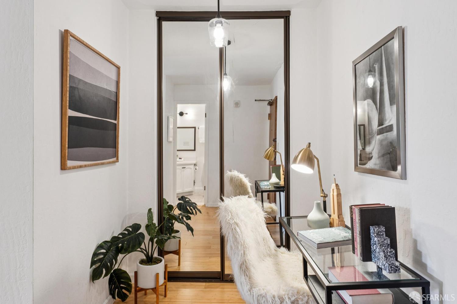 Photo #5: 426106752 Listing: Photo #5