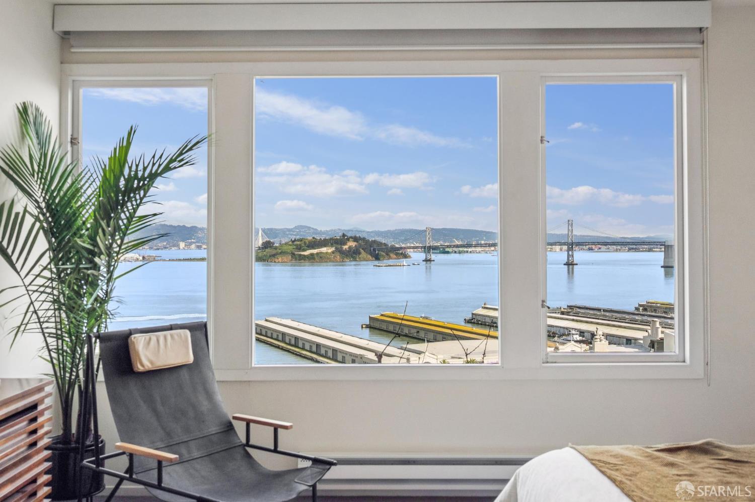 Detail Gallery Image 25 of 47 For 333 Greenwich St #3,  San Francisco,  CA 94133 - 2 Beds | 2 Baths