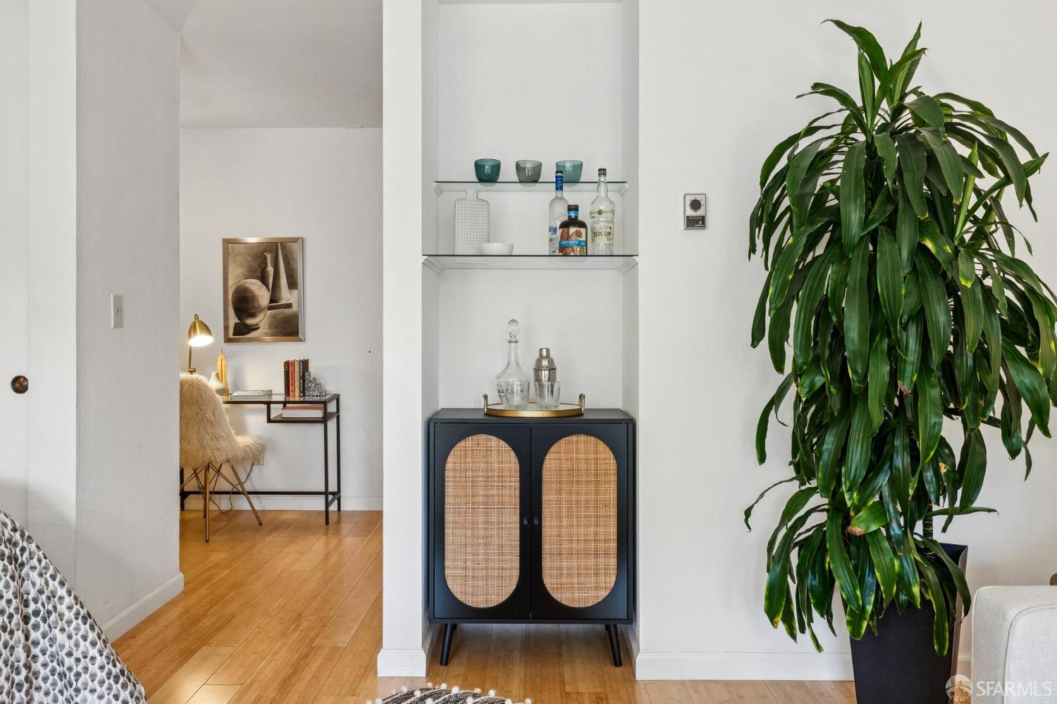 Photo #6: 426106752 Listing: Photo #6