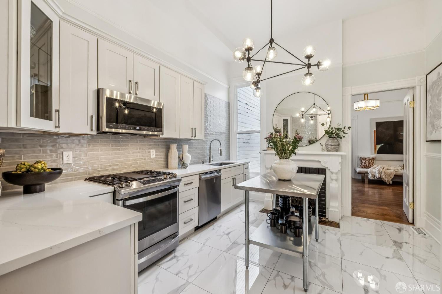 Detail Gallery Image 18 of 42 For 2079 Golden Gate Ave, San Francisco,  CA 94115 - 2 Beds | 2 Baths