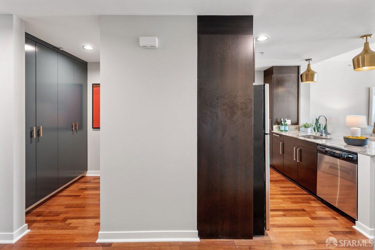 Photo #17: 426106652 Listing: Photo #17