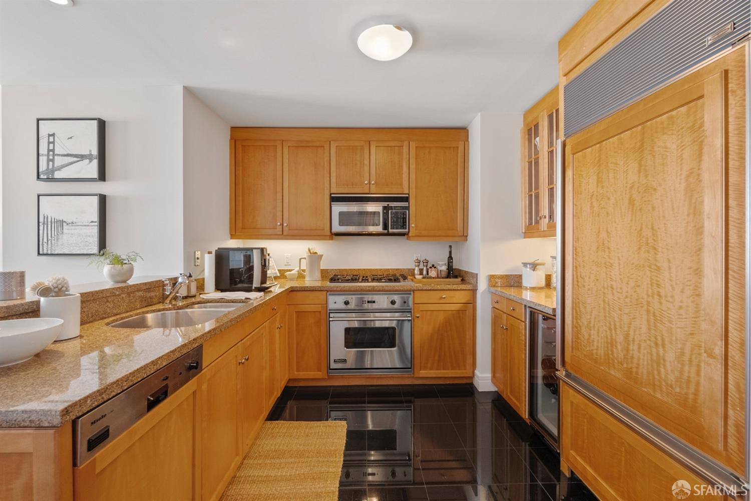 Detail Gallery Image 9 of 42 For 765 Market St 34e,  San Francisco,  CA 94103 - 2 Beds | 2/1 Baths