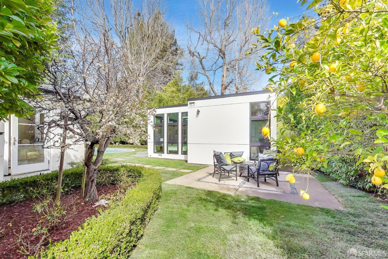 Detail Gallery Image 46 of 57 For 85 Rittenhouse Ave, Atherton,  CA 94027 - 5 Beds | 3/1 Baths